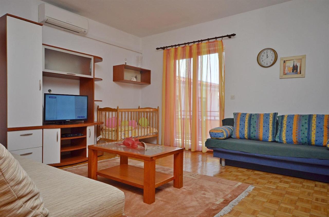 Apartment And Room Ivica Vodice Eksteriør billede