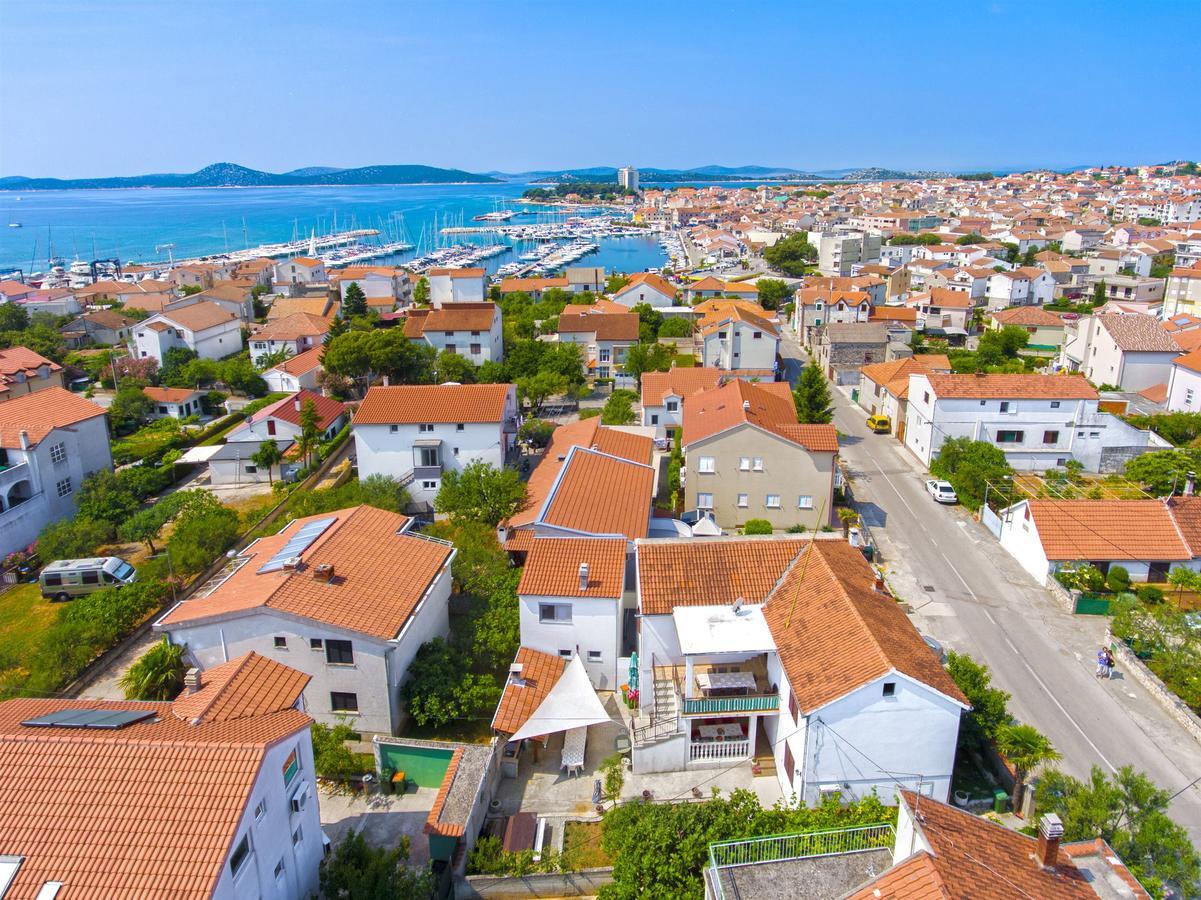 Apartment And Room Ivica Vodice Eksteriør billede